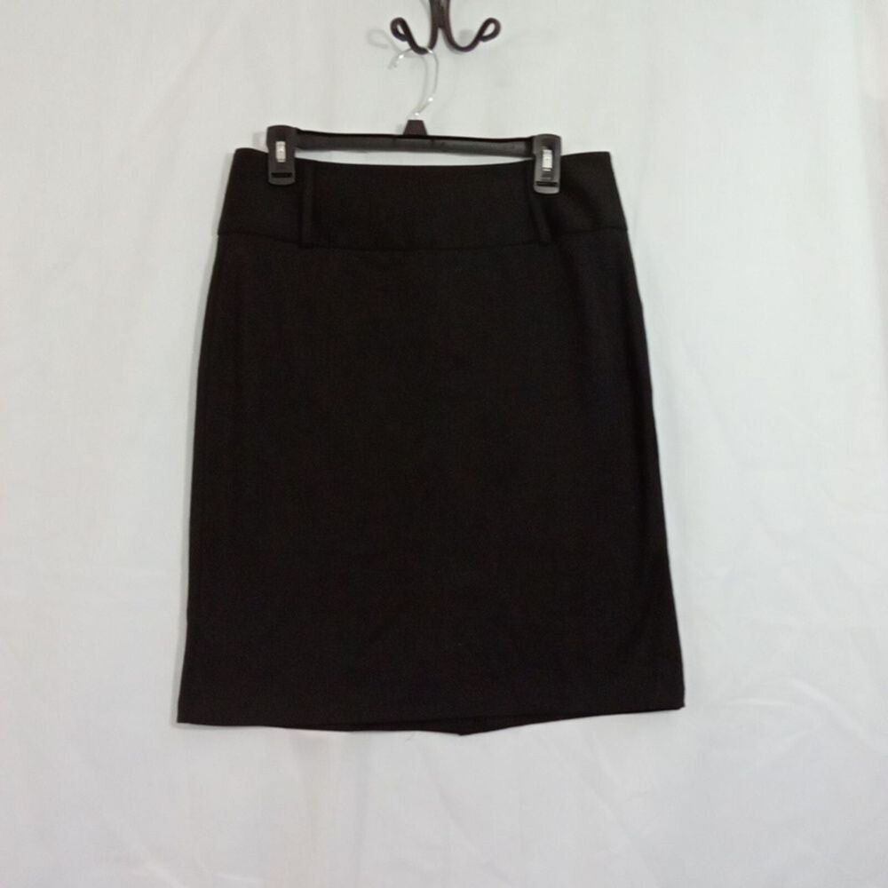 Maurices black knee length skirt women 9/10